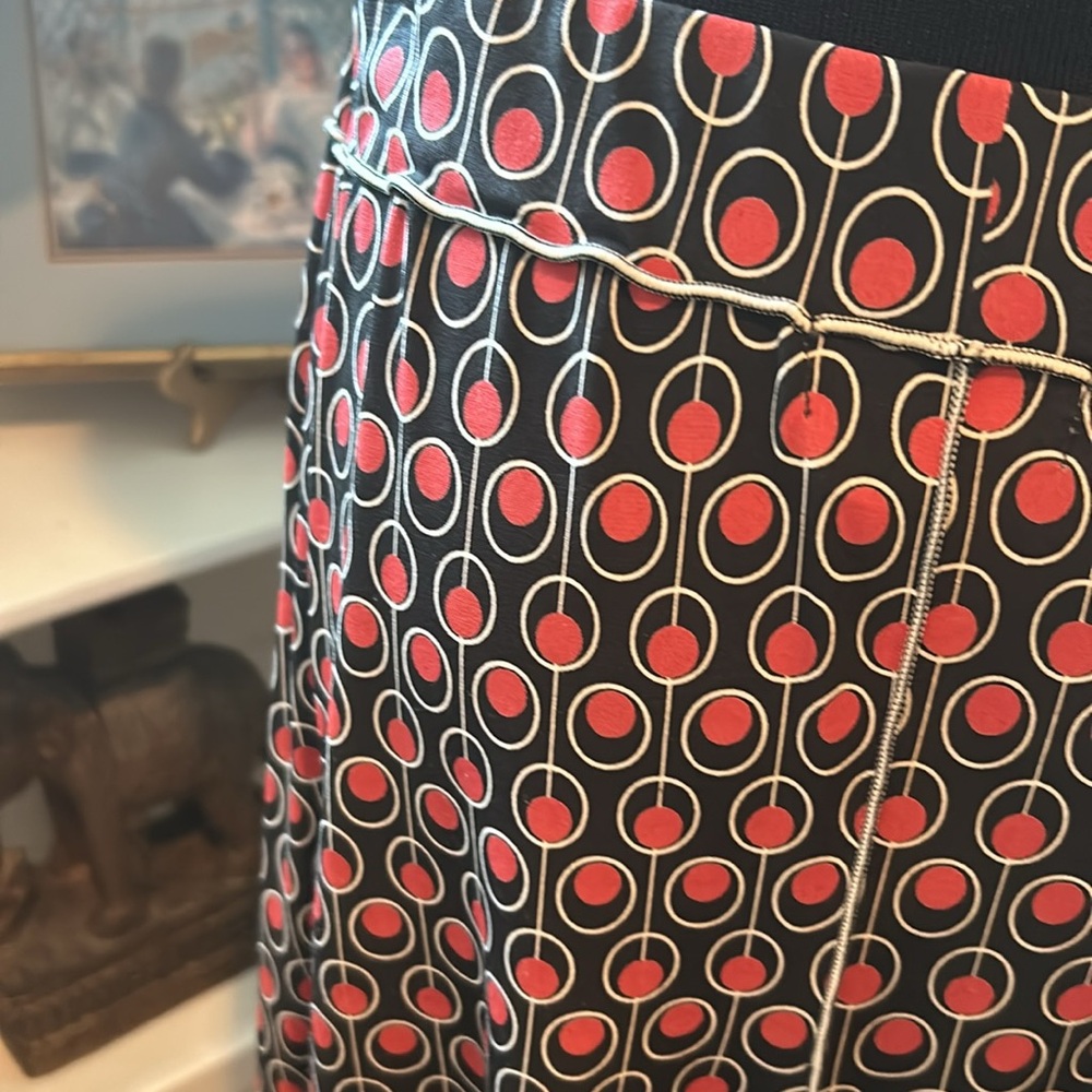 Max Studio skirt size S-M!!
